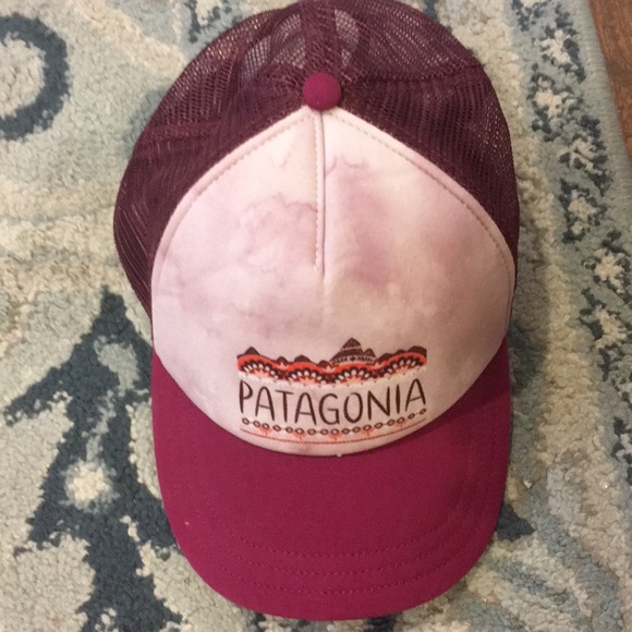 patagonia hat pink